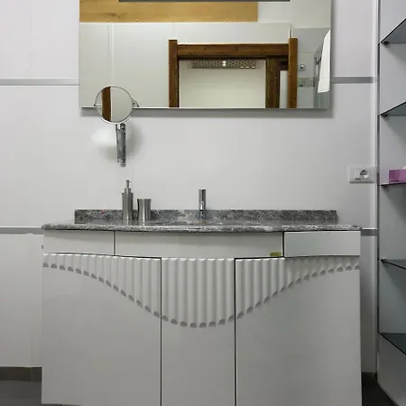 Monterussi קאבאלינו די לצ'ה